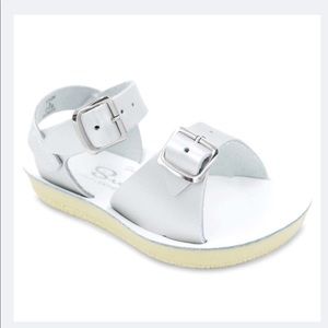Silver sun-san saltwater Sandals toddler size 8